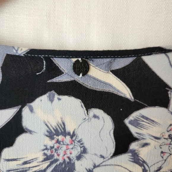 Billabong Black Floral 100% Rayon Boho Peasant Dress Size Medium - Picture 7 of 11